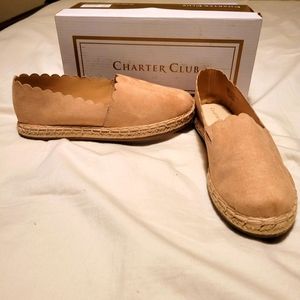 Women's shoes